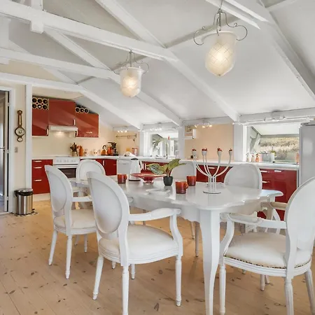 Holiday home Pet Friendly In With Wifi
